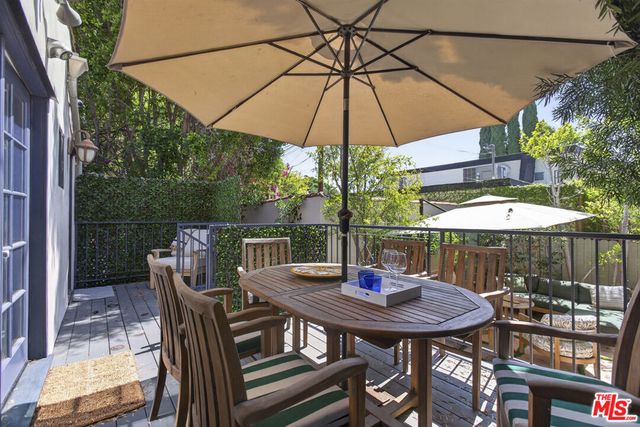 9002 Norma Place, West Hollywood, CA 90069
