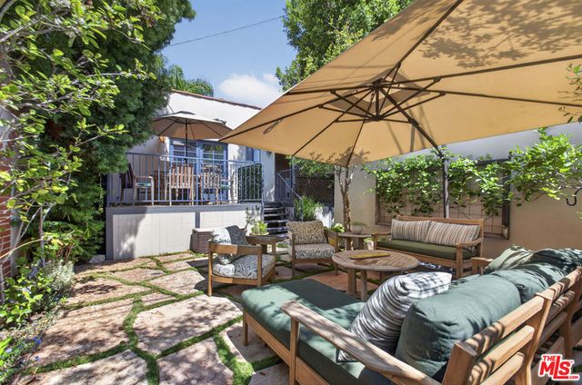 9002 Norma Place, West Hollywood, CA 90069