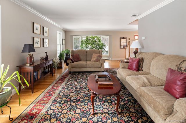 31 Lalli Drive, Katonah, NY 10536