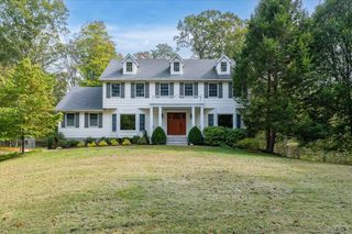 31 Lalli Drive, Katonah, NY 10536