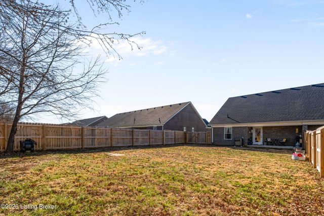1006 Ray Wimsett Blvd UNIT B, Bardstown, KY 40004