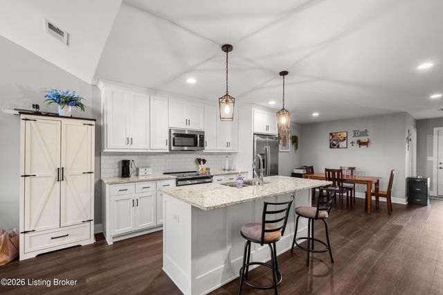 1006 Ray Wimsett Blvd UNIT B, Bardstown, KY 40004