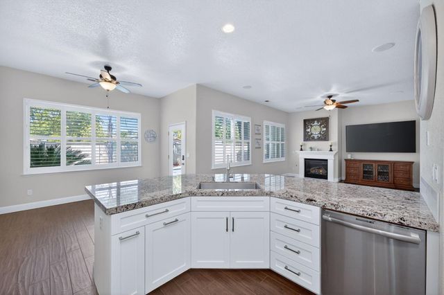2319 Prescott Avenue, Clovis, CA 93619