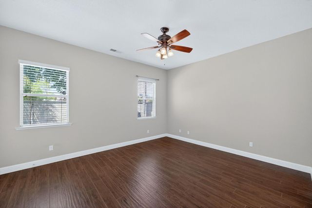 2319 Prescott Avenue, Clovis, CA 93619