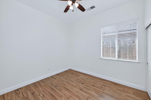 2319 Prescott Avenue, Clovis, CA 93619
