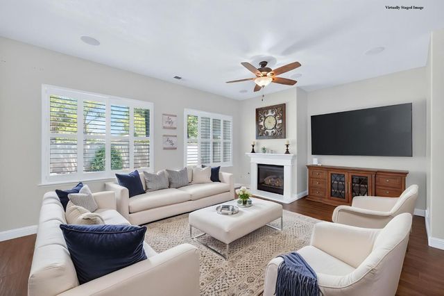 2319 Prescott Avenue, Clovis, CA 93619