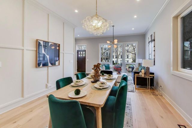 4442 N Greenview Avenue, Chicago, IL 60640