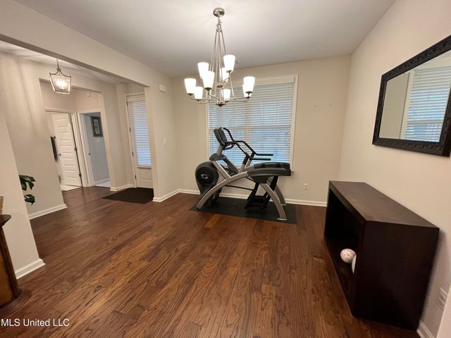 7276 Edgewater Drive, Olive Branch, MS 38654