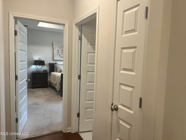 7276 Edgewater Drive, Olive Branch, MS 38654