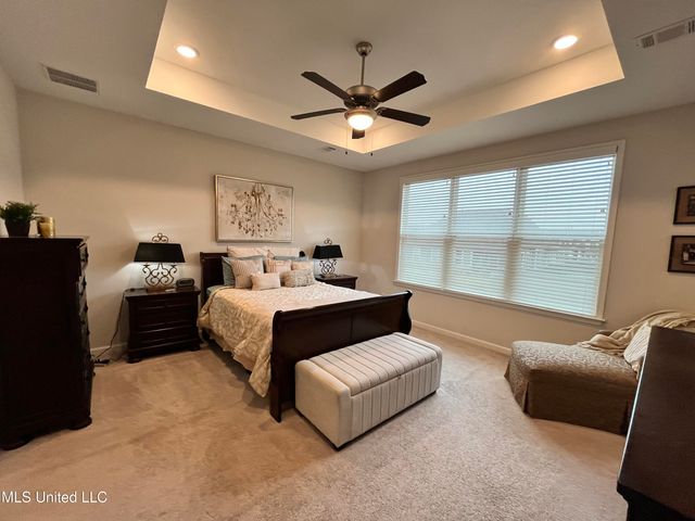 7276 Edgewater Drive, Olive Branch, MS 38654