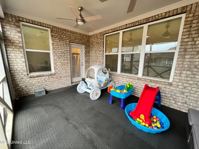 7276 Edgewater Drive, Olive Branch, MS 38654