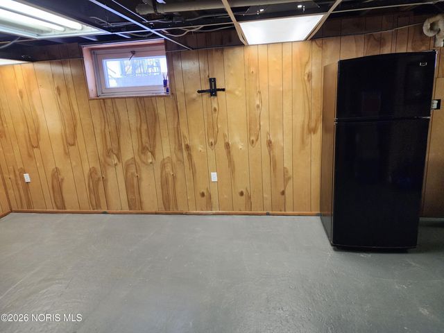 429 W 5th Street, Perrysburg, OH 43551