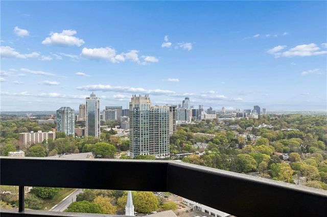 2660 Peachtree Road NW 34F, Atlanta, GA 30305