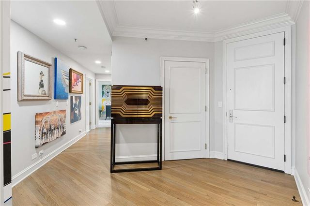 2660 Peachtree Road NW 34F, Atlanta, GA 30305