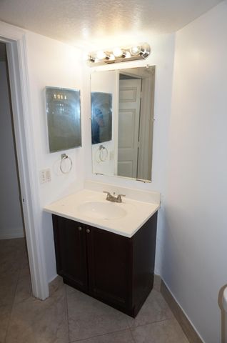 4021 San Marino Boulevard 204, West Palm Beach, FL 33409