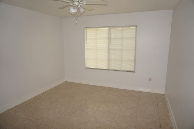 4021 San Marino Boulevard 204, West Palm Beach, FL 33409