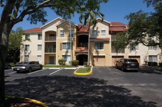 4021 San Marino Boulevard 204, West Palm Beach, FL 33409