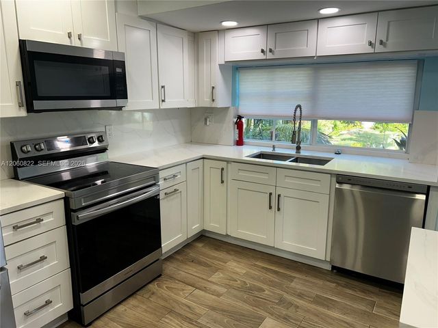 2403 NW 108th Ter, Sunrise, FL 33322