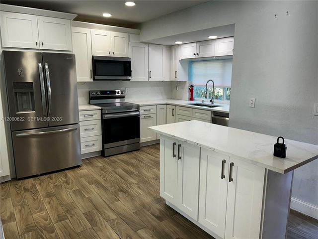 2403 NW 108th Ter, Sunrise, FL 33322