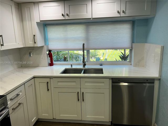 2403 NW 108th Ter, Sunrise, FL 33322