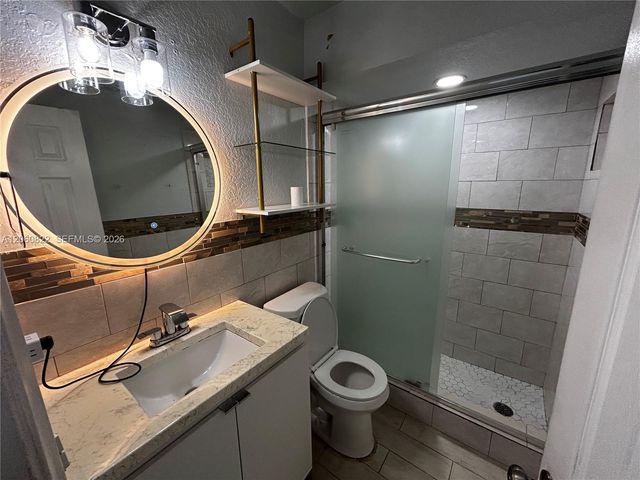 2403 NW 108th Ter, Sunrise, FL 33322