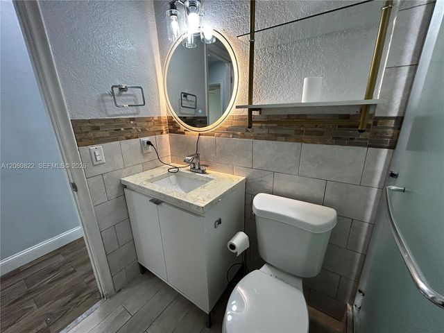 2403 NW 108th Ter, Sunrise, FL 33322