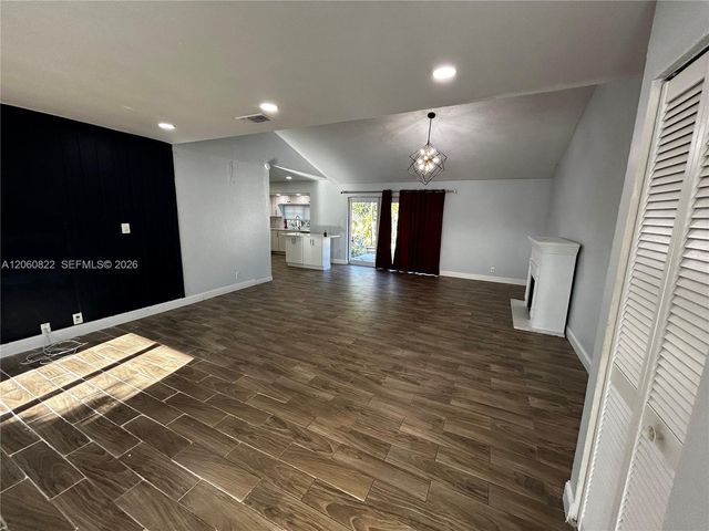 2403 NW 108th Ter, Sunrise, FL 33322