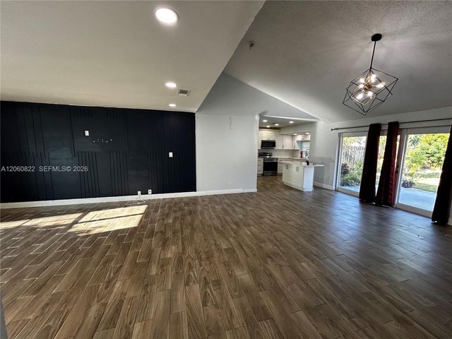 2403 NW 108th Ter, Sunrise, FL 33322