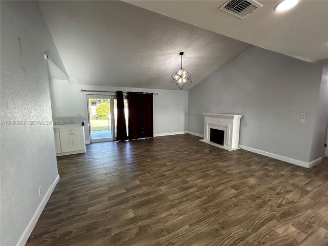 2403 NW 108th Ter, Sunrise, FL 33322