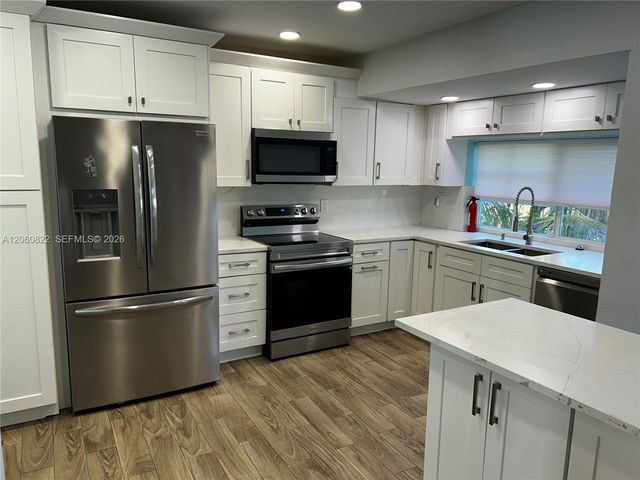 2403 NW 108th Ter, Sunrise, FL 33322