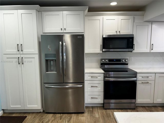 2403 NW 108th Ter, Sunrise, FL 33322