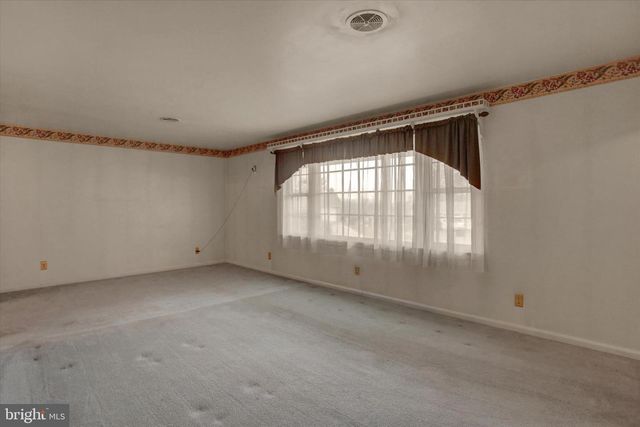 34 ACORN CIRCLE, Chambersburg, PA 17202