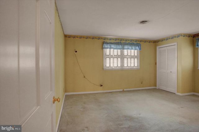 34 ACORN CIRCLE, Chambersburg, PA 17202