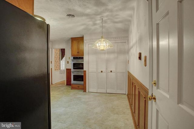 34 ACORN CIRCLE, Chambersburg, PA 17202