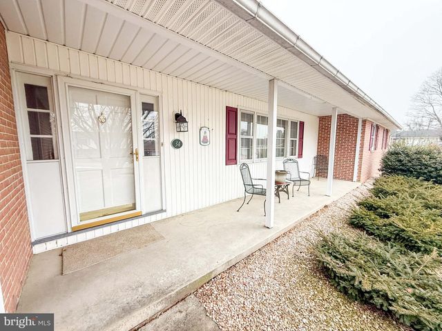 34 ACORN CIRCLE, Chambersburg, PA 17202