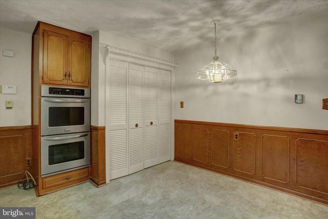 34 ACORN CIRCLE, Chambersburg, PA 17202