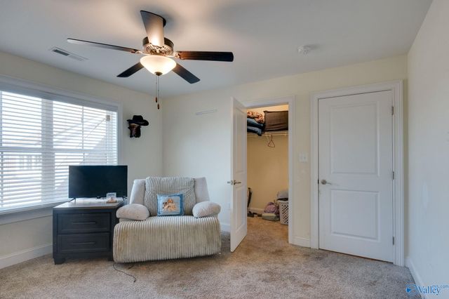 103 Willow Lake Circle SW, Huntsville, AL 35824