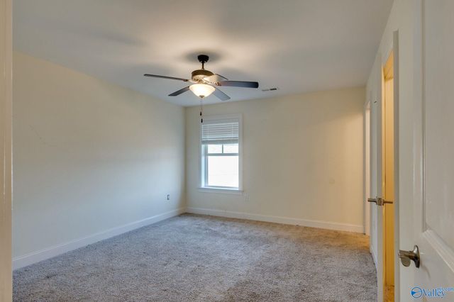 103 Willow Lake Circle SW, Huntsville, AL 35824