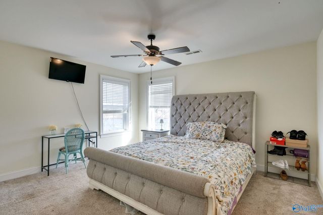 103 Willow Lake Circle SW, Huntsville, AL 35824