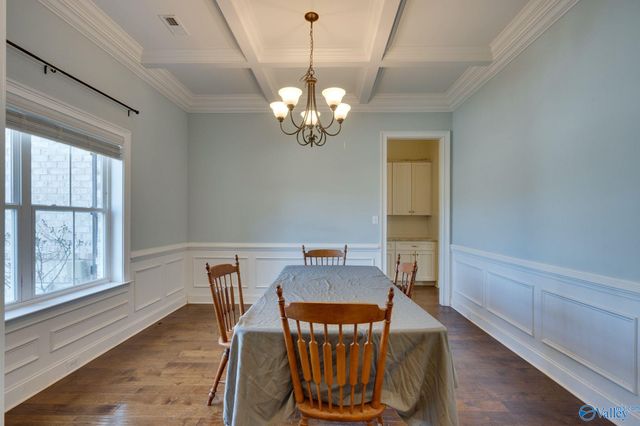 103 Willow Lake Circle SW, Huntsville, AL 35824