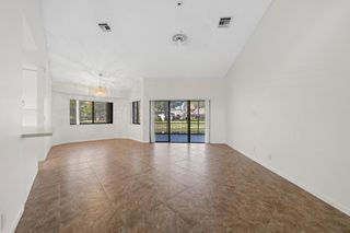 9415 Chelsea Drive N, Plantation, FL 33324