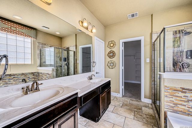 7014 LAGUNA BCH, Converse, TX 78109