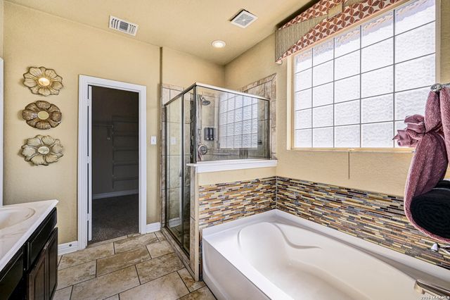 7014 LAGUNA BCH, Converse, TX 78109