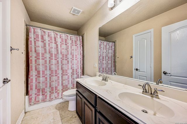 7014 LAGUNA BCH, Converse, TX 78109