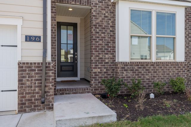 196 Parker Dr, Antioch, TN 37013