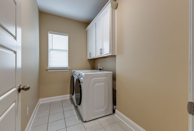 196 Parker Dr, Antioch, TN 37013