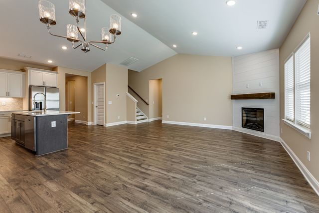 196 Parker Dr, Antioch, TN 37013