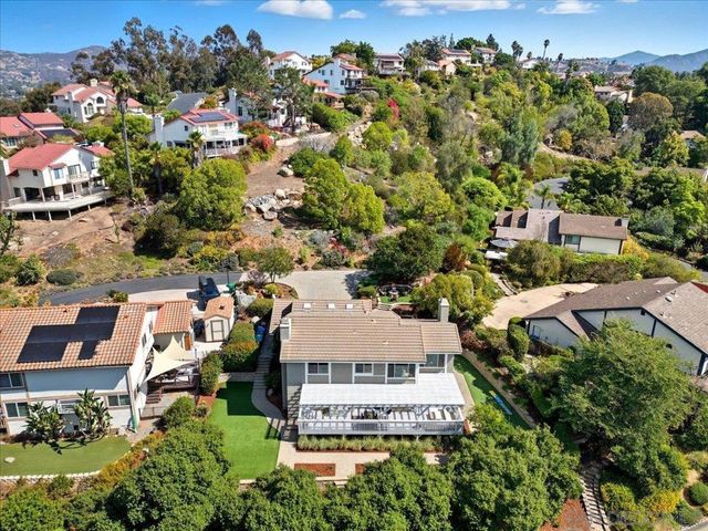 1542 Woody Hills Dr, El Cajon, CA 92019