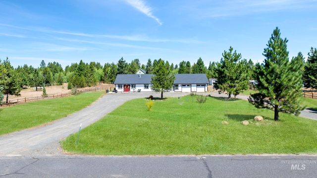 955 Valley View Lane, McCall, ID 83638 property photo
