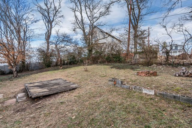 206 Orlando Ave, Nashville, TN 37209